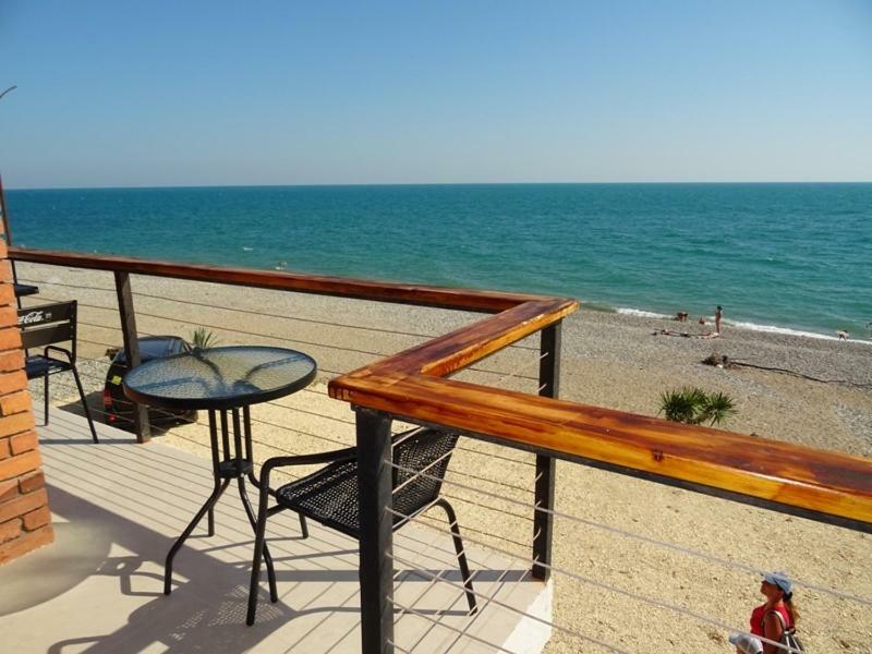 Leon Beach Hotel New Athos ภายนอก รูปภาพ
